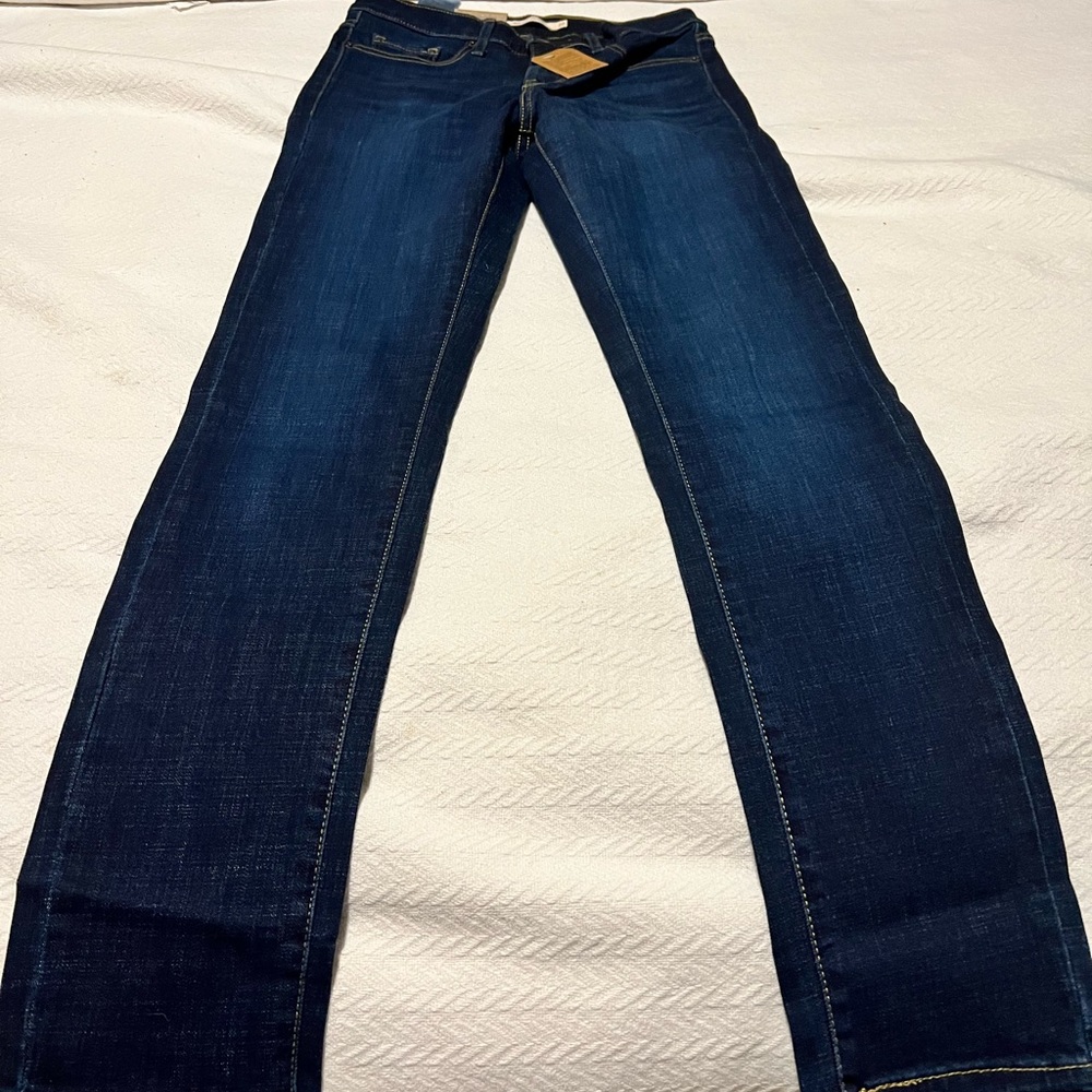 Levi’s Slim Cut Jeans! NEW!!
